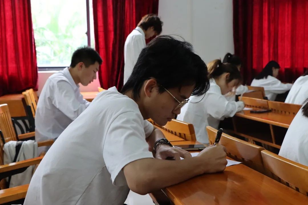 photoshow-hd-src=https://221.7.175.163/f.vi?p=b588185ebfec13043b8d04253ff84dd261ba9fa7cf0b0498964e9c70a8352307c648883f32ef5ef7