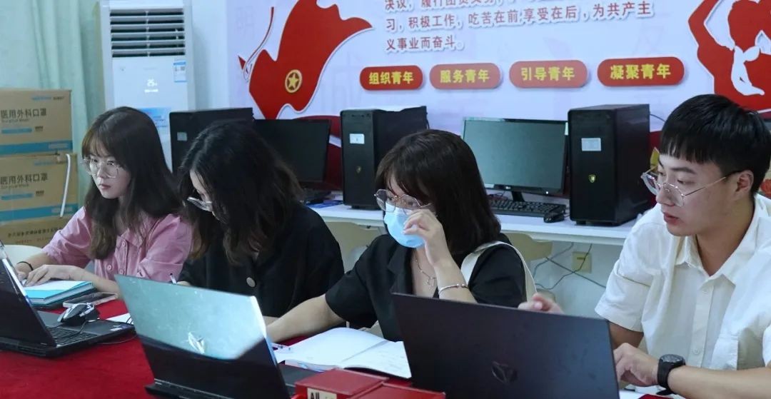 photoshow-hd-src=https://221.7.175.163/f.vi?p=b588185ebfec1304e608545b6e20ad973ab67d989a183e23e4513783efd42292c648883f32ef5ef7