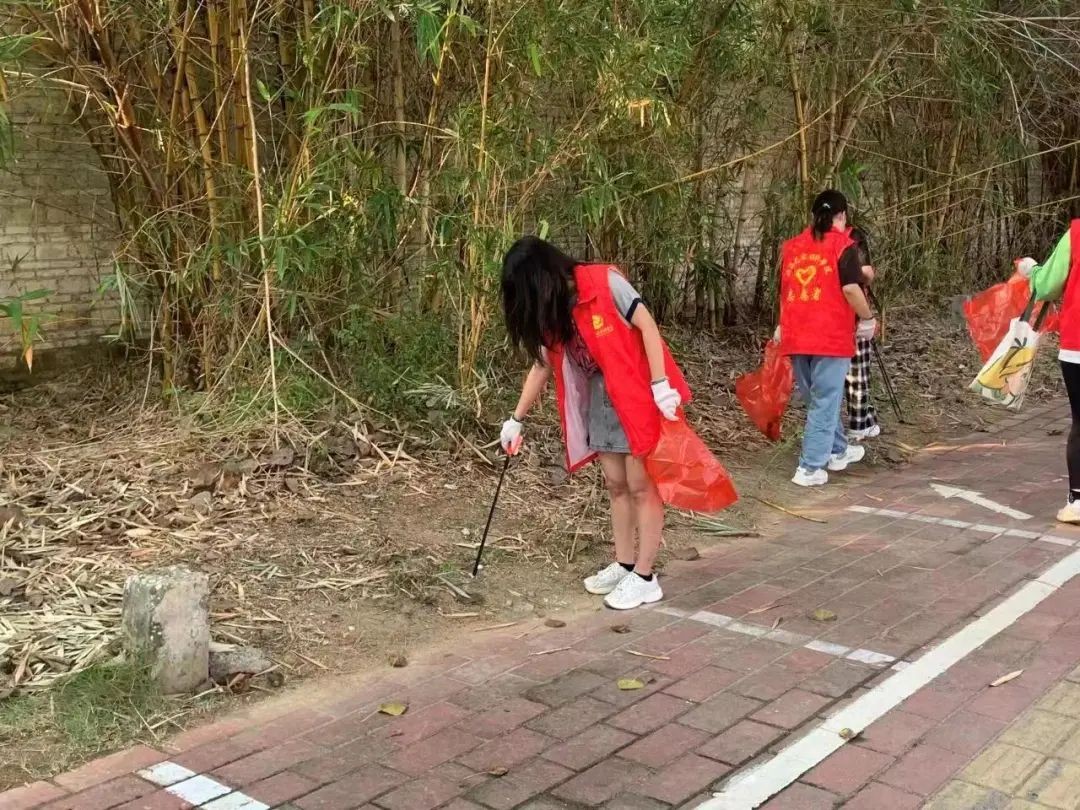 photoshow-hd-src=/f.vi?p=b588185ebfec1304e608545b6e20ad97458d56b783387733175a9540df760b1ac648883f32ef5ef7