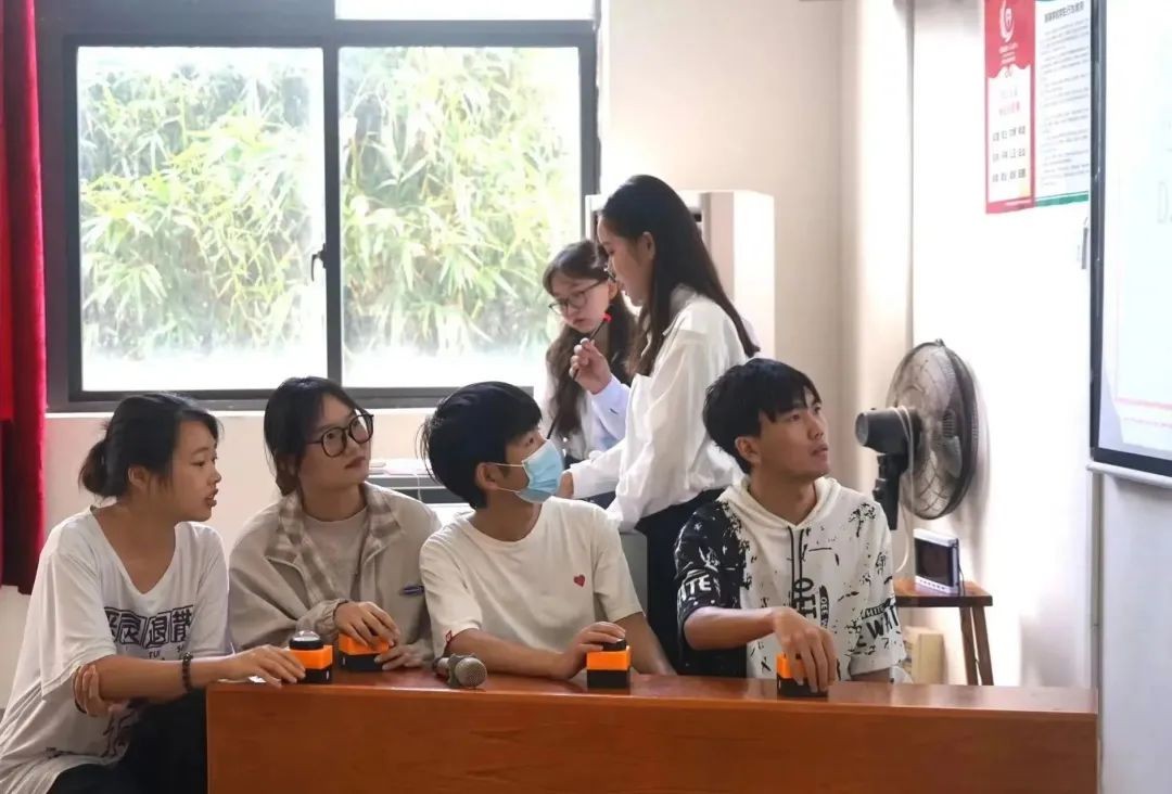 photoshow-hd-src=https://221.7.175.163/f.vi?p=b588185ebfec1304e608545b6e20ad97732dfba06a81c13274f1b78bc7434f45c648883f32ef5ef7