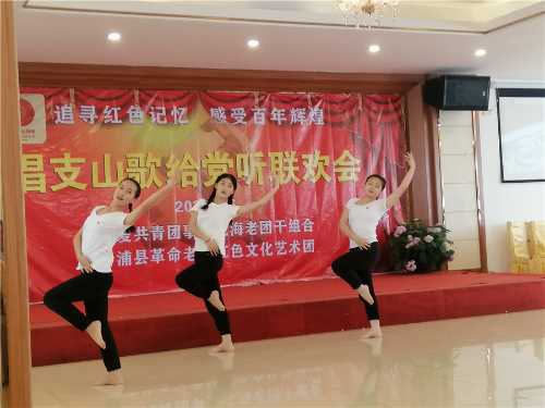 data-src=/f.vi?p=f01cf80c458156d25a4eb1a664255420581a30bb0ab7c689b60e91325d276994f77f312d940d6d84