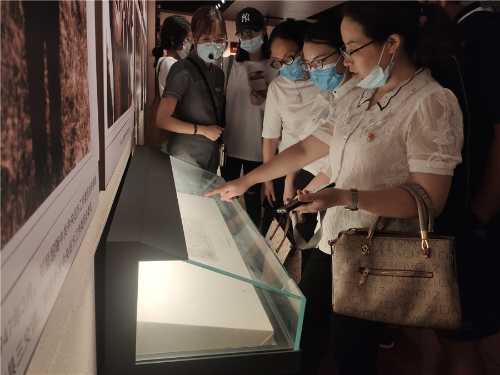 data-src=/f.vi?p=f01cf80c458156d25a4eb1a664255420760bcb374d5e809544ee1097a45be184f77f312d940d6d84