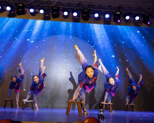 data-src=/f.vi?p=f01cf80c458156d25a4eb1a66425542078642e86ee1bec16941a935951340831f77f312d940d6d84