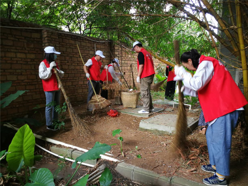 data-src=/f.vi?p=f01cf80c458156d25a4eb1a6642554207f6b6b8d96e1b37448a3a74af1737c9bf77f312d940d6d84