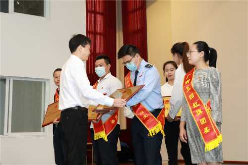 data-src=/f.vi?p=f01cf80c458156d25a4eb1a66425542084c2a4c7e5f4a91f176ed53a24b12efcf77f312d940d6d84