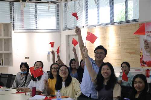 data-src=/f.vi?p=f01cf80c458156d25a4eb1a664255420c6ab7fd463ff1f81ae9e7bee44554869f77f312d940d6d84