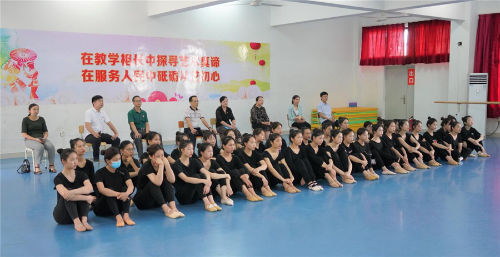 data-src=/f.vi?p=f01cf80c458156d25a4eb1a664255420c7e381cea0274a9f1ca784b6412b8a1cf77f312d940d6d84